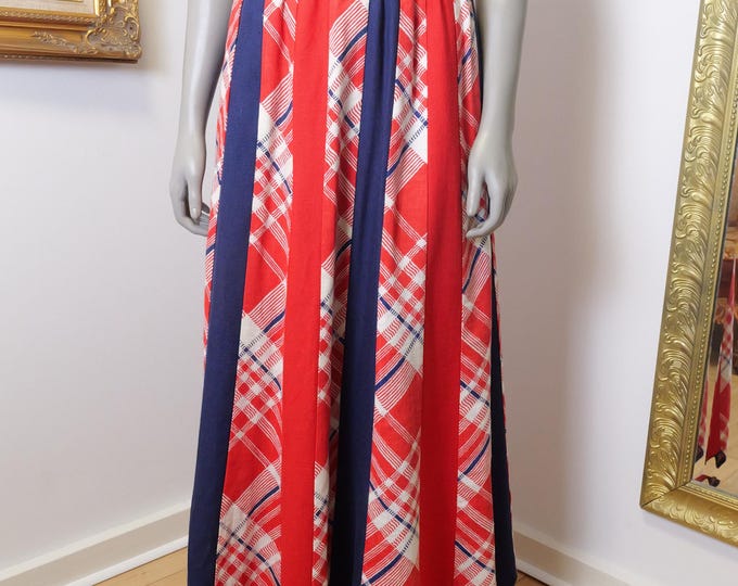 Vintage 1970’s Chessa Davis skirt / Long Hippie Summer skirt / Tie Skirt / Quilted Skirt / Bohemian Style Clothing