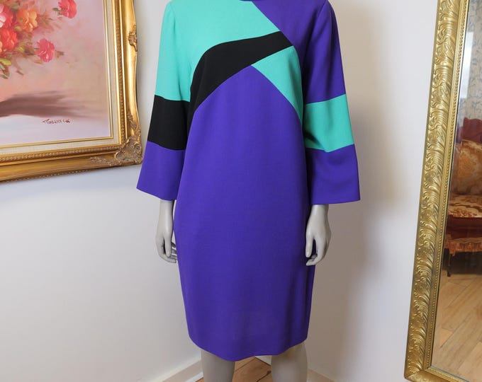 Vintage color block seamstress made long sleeve dress for Fall and Winter / Purple modest dress / Crewneck dress / Mod Shift Dress