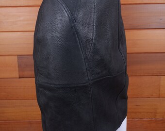 Vintage Women’s Black Leather Mini Skirt / 1990’s Fall And Winter Marc Buchanan Leather Clothing / Vintage Leather / Biker Chic / Rocker