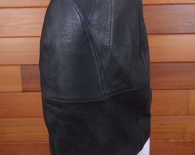Vintage Women’s Black Leather Mini Skirt / 1990’s Fall And Winter Marc Buchanan Leather Clothing / Vintage Leather / Biker Chic / Rocker