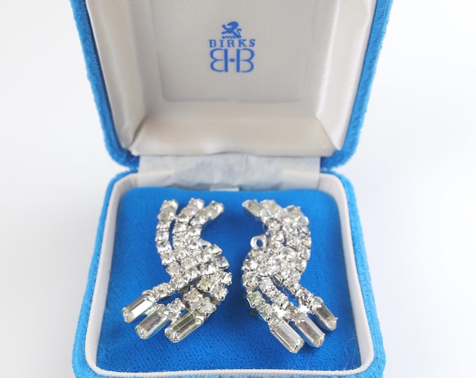 Vintage 1960’s statement clip on earrings with clear rhinestones / Aurora borealis sparkly statement earrings