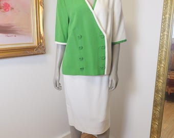 1980’s Statement Summer Skirt Suit in green and white / Women’s power suit / Fashionable 80’s Blazer and pencil skirt matching set