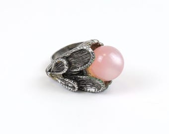 Vintage pink moonstone ring with unique design