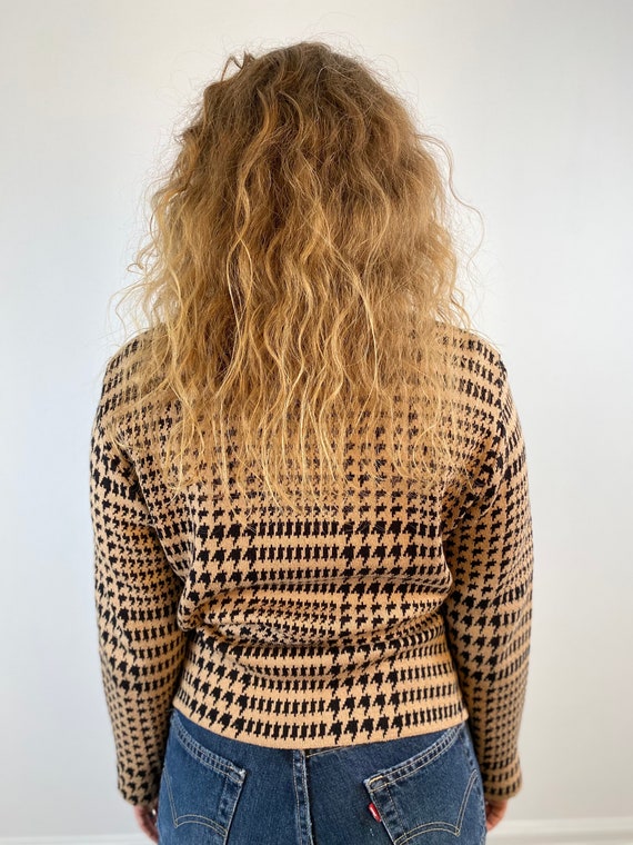 brown houndstooth sweater