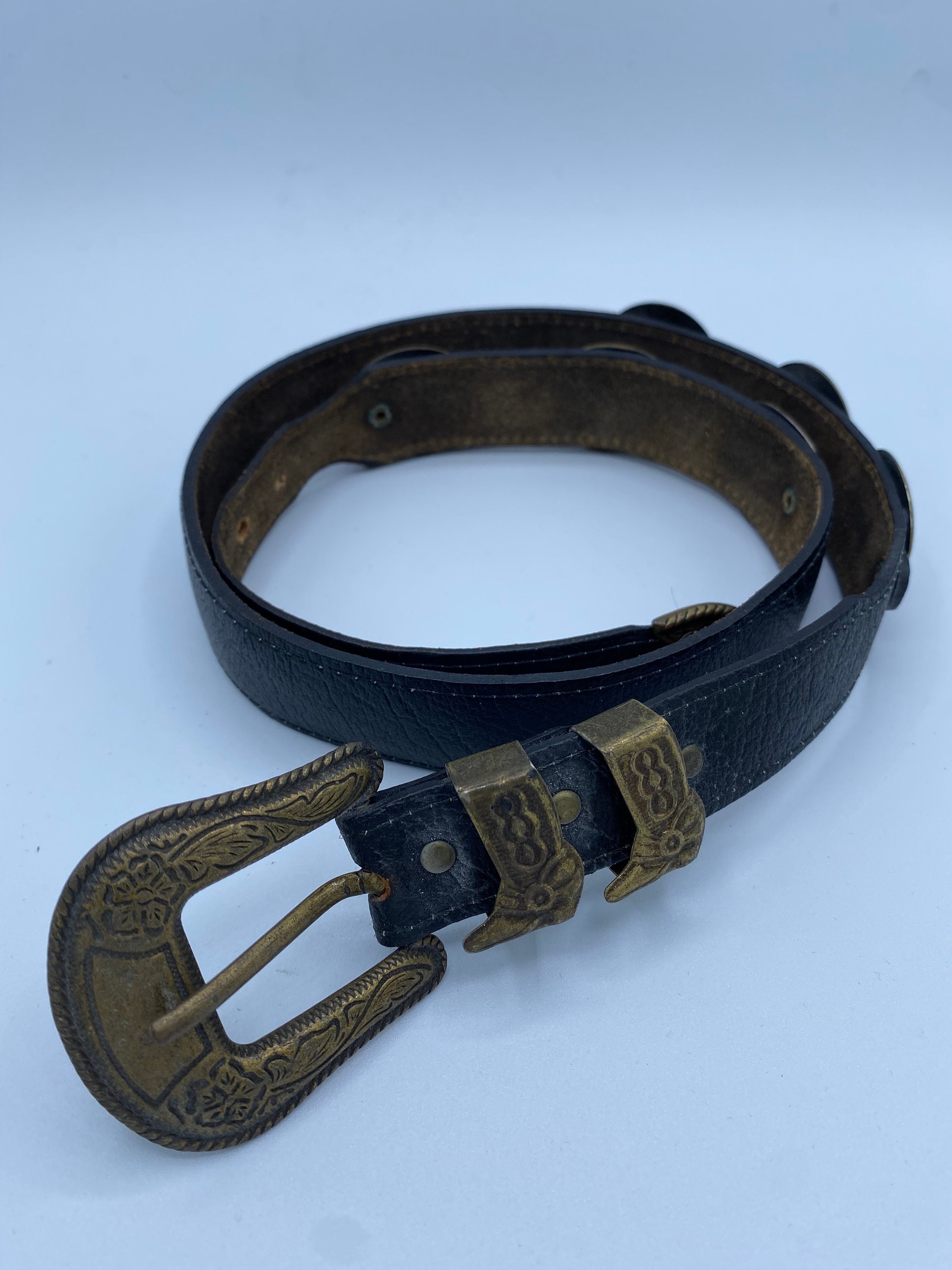 Vintage Leather Western Belt / Womens Vintage Belt / Leather and Brass