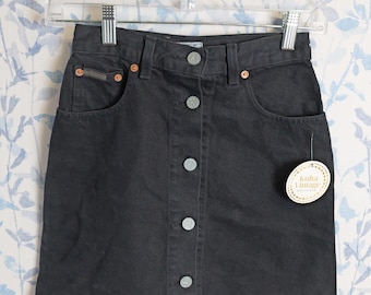 Calvin Klien Vintage black denim mini skirt with button down front / Black Denim 100% cotton Made in Canada Skirt / Back to school Fall