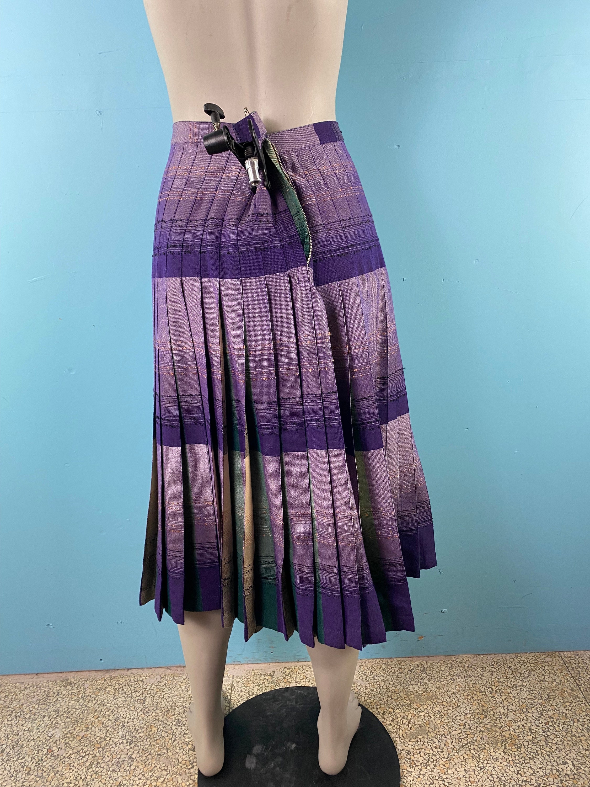 Highland Queen 1960 s Reversible Wool Pleated Skirt Rare Colours Vintage Wool Pleated Skirt Womens 1950 s Kilt School