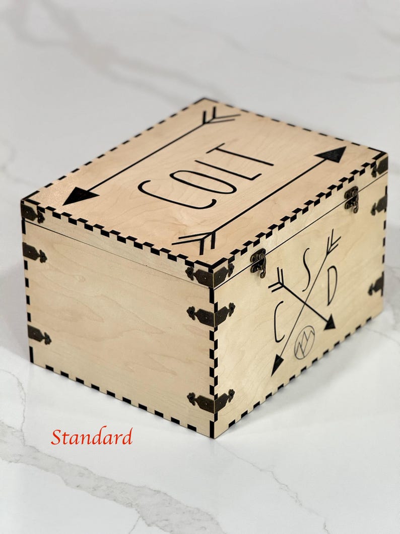 Customizable Wooden Storage Box: Handcrafted Memories Organizer image 3