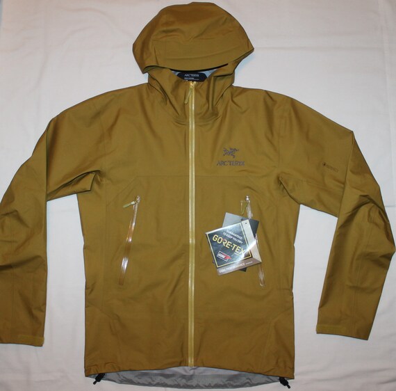 (期間限定価格)2022年モデル極美品ARC'TERYX Beta DAZE 2022年モデル極美品ARC'TERYX Beta DAZE