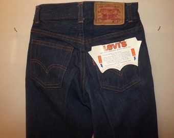 Levis 751 Vintage  Women Slim Fit  W21" L27"  (22)