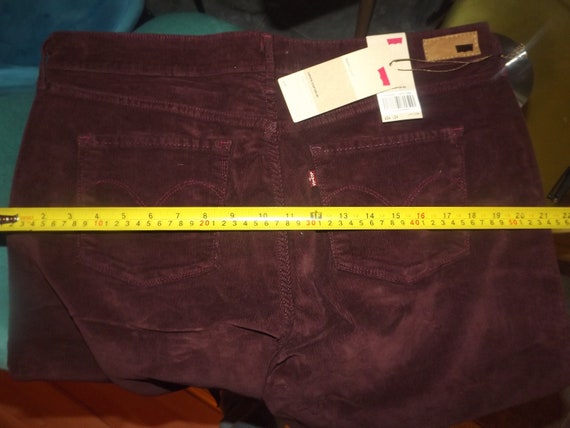 Levis  701 Vintage  Corduroy Women Demi Curve  W3… - image 4