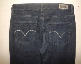 vintage Jeans Levis pour femmes (28 po. L32 po.) (183)