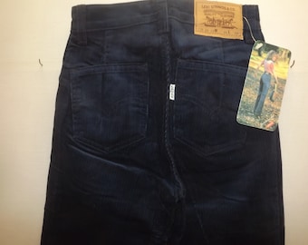 Vintage Corduroy Womens Levis 752 Jeans  (178)