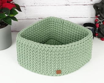 Crochet Corner Basket: Cotton Rope Triangular Storage