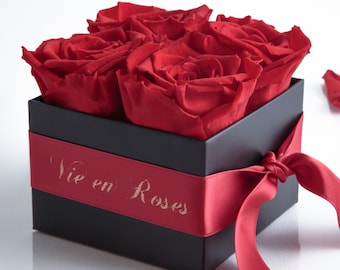 Flower Box Eternal Roses - La vie en Roses - Longlasting Flower Bouquet Gift Idea for Woman - Flowers Anniversary Gift for Her