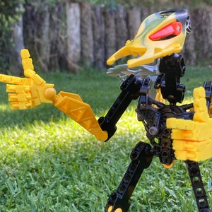 Articulated Bionicle Hands PRE ORDER Yellow
