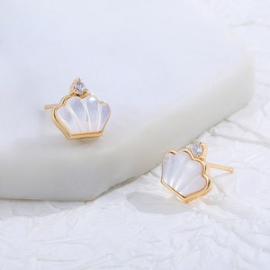 6pcs Zircon cz pave Crown Earring Stud,shell Earrings Posts with Loop,Crown Earrings With 925 Sterling Silver Ear pin DIY Earring Attachment