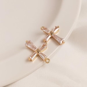 4pcs Gold plated cubic zirconia Cross Pendant Charms, Cross Necklace pendant, Necklace Charms, Gold Plated Jewelry Findings