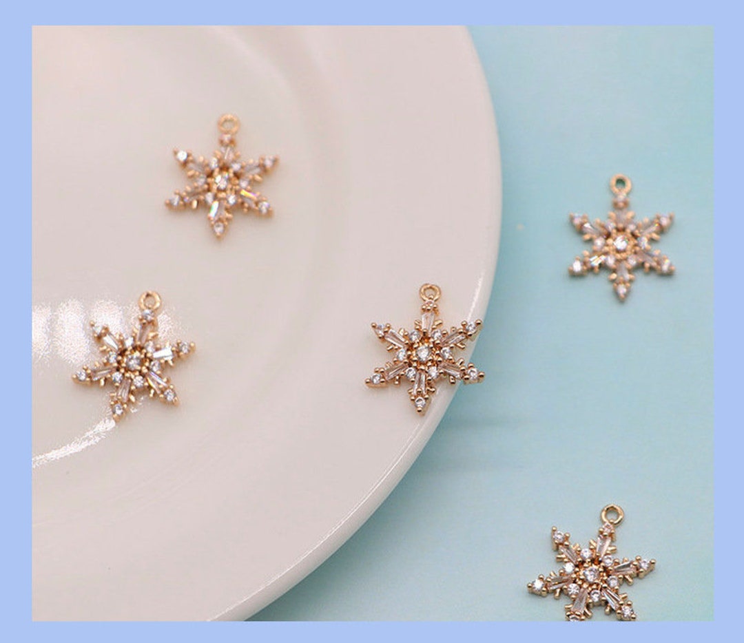 24 Fiocchi Di Neve Glitterati Per Albero Di Natale – Decorazioni Natalizie Con Corda Inclusa, 3 Colori (Bianco, Argento, Blu)