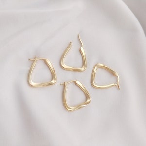 Gold Plated Brass Triangle Hoop Earrings: Minimalist Leverback, 4pcs