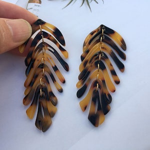 4pc Leaf Charms Tortoise Leaf shape Cellulose Acetate Colorful Charm Plastic Pendant Resin Acrylic Pendant Diy Jewelry Accessories