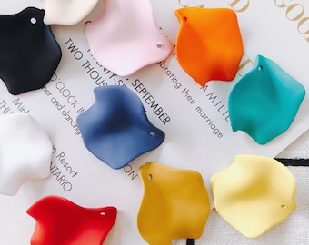 10Pcs  Colorful Petal Charms, Resin Flower Petal Pendant, Irregular Shape Resin Earring Charms, DIY Accessories Jewelry Findings