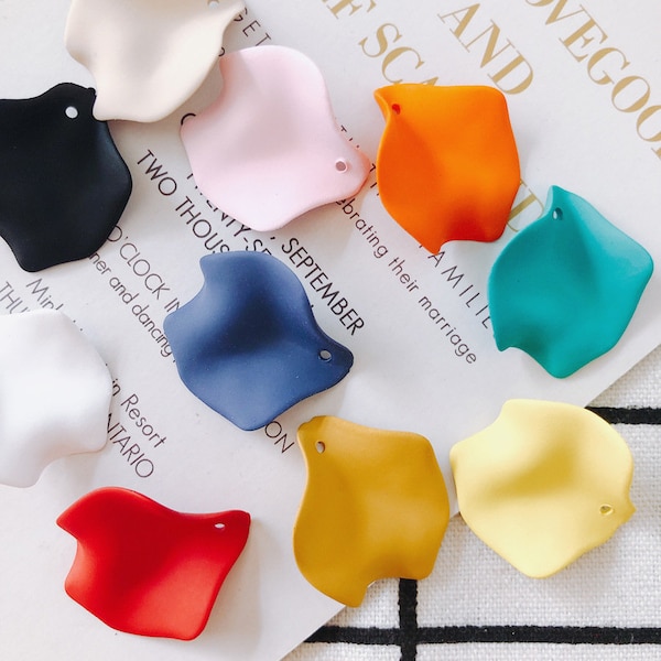 10Pcs  Colorful Petal Charms, Resin Flower Petal Pendant, Irregular Shape Resin Earring Charms, DIY Accessories Jewelry Findings