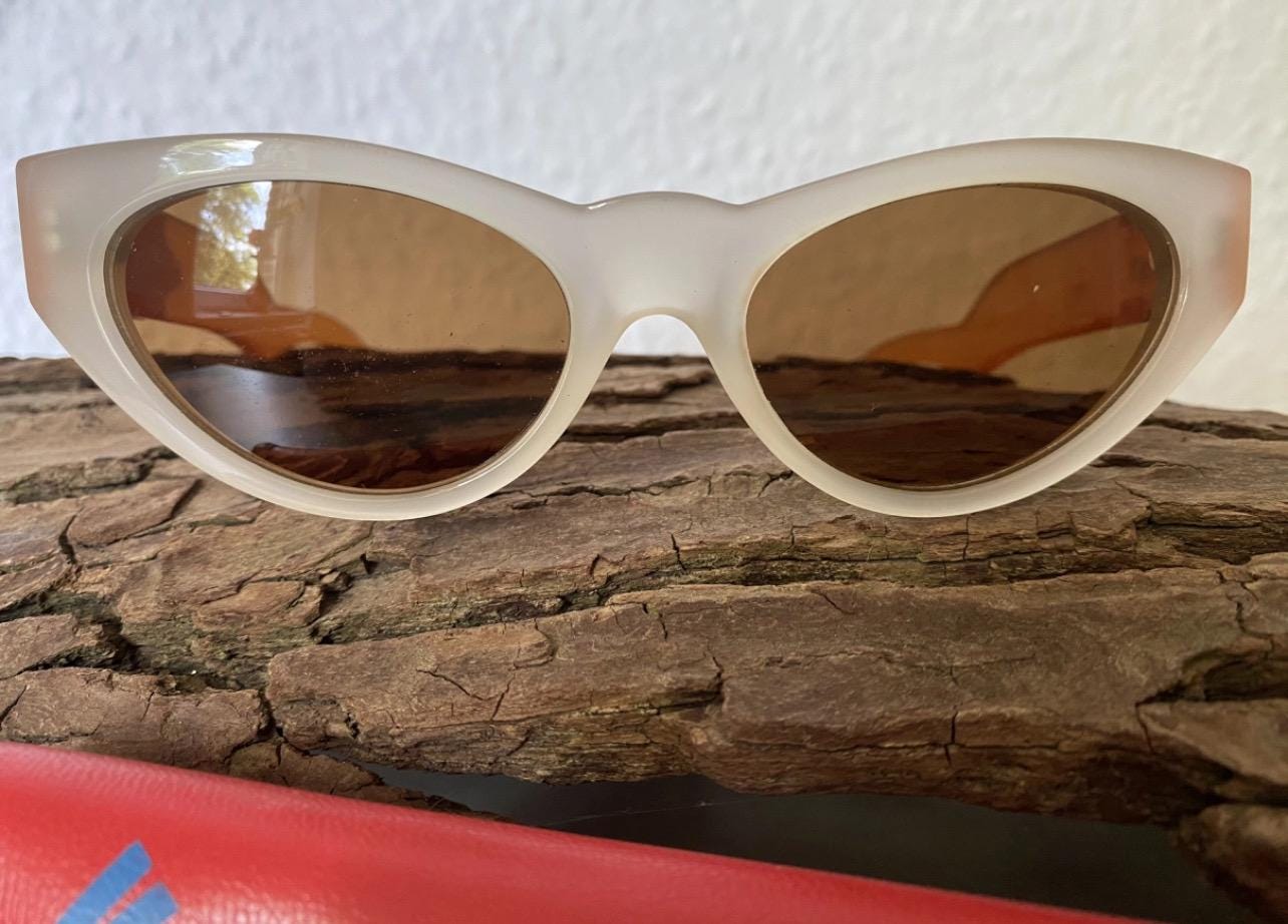 Vintage Versace Cat Eye sunglasses ? nu onda | New Versace Eyewear styles have landed in store  main image 4