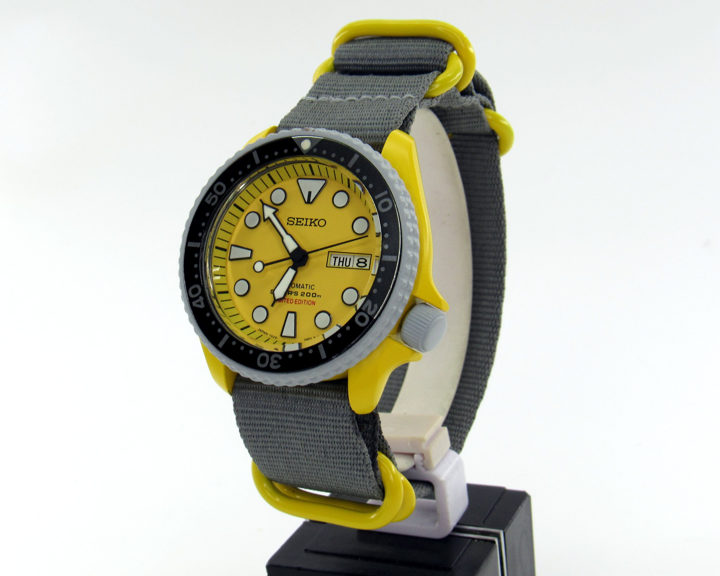 Seiko Skx007 Divers Men's Seiko Mod Yellow Gray - Etsy