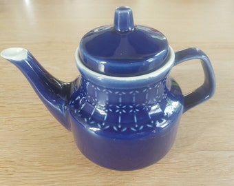 Nice retro ceramic teapot 0.5 L in a cobalt-blue glossy glazing (numbered).