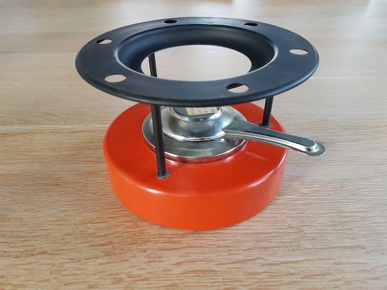 made in the 70s. Beautifull orange retro fondue-set