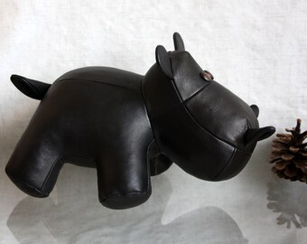 Vintage Leather Hippopotamus Toy: Secret Pocket, Handmade Decor