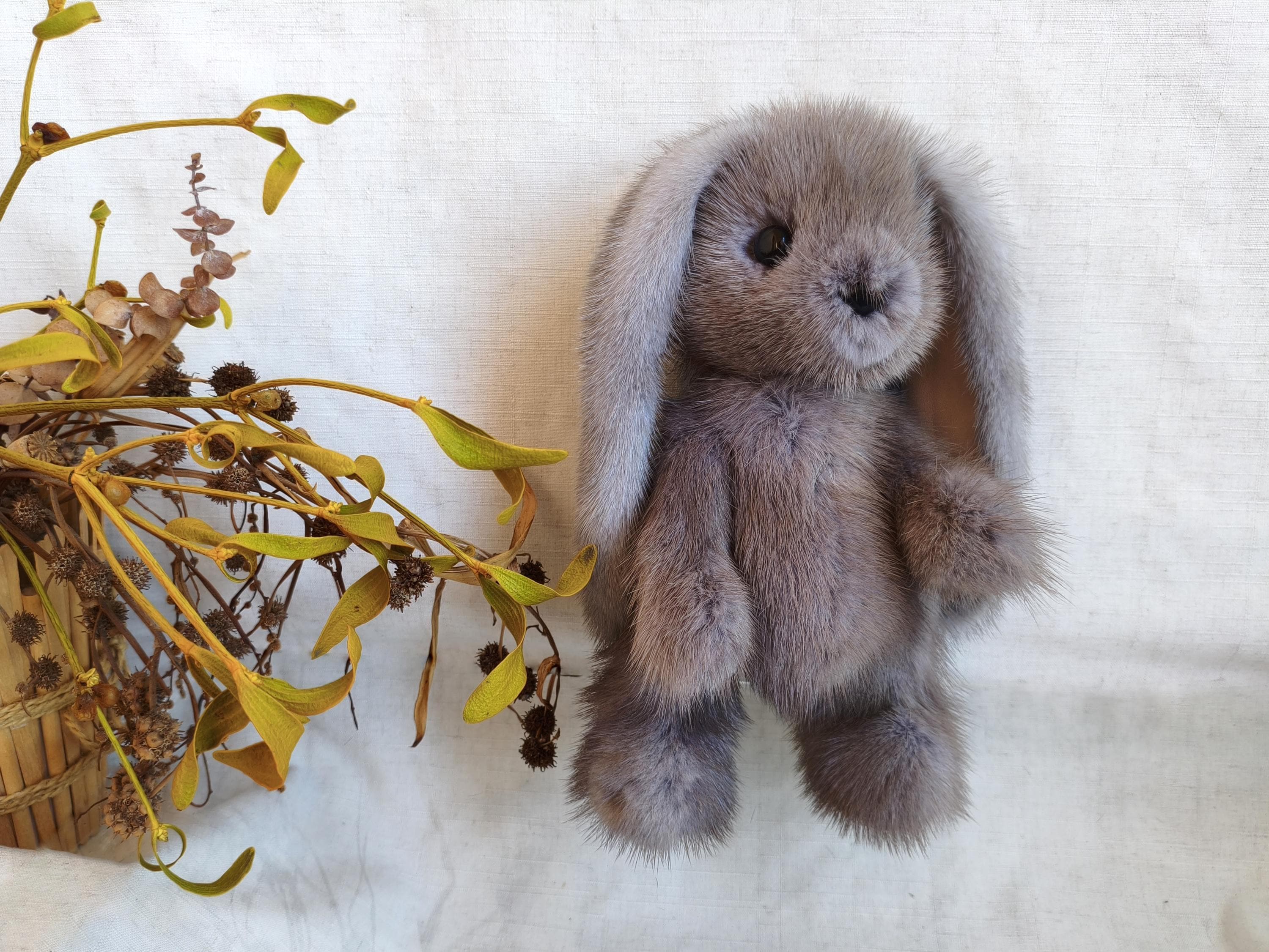 *vintage rabbit ❀ ダークグレーのお耳と尻尾 可愛い ウサちゃん Gray Mink Fur Rabbit Toy: Leather Ears, Collectible Bunny - Etsy