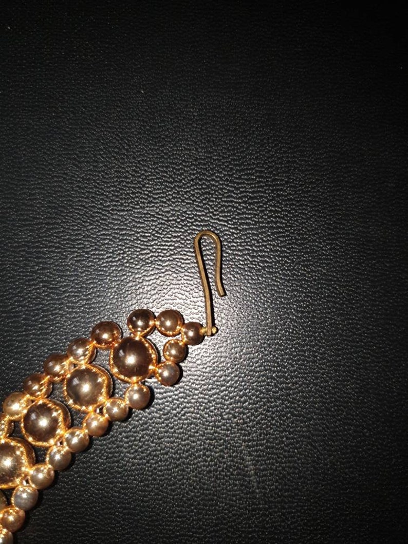 Vintage 1950s gold tone lucite beadsbeaded necklace.