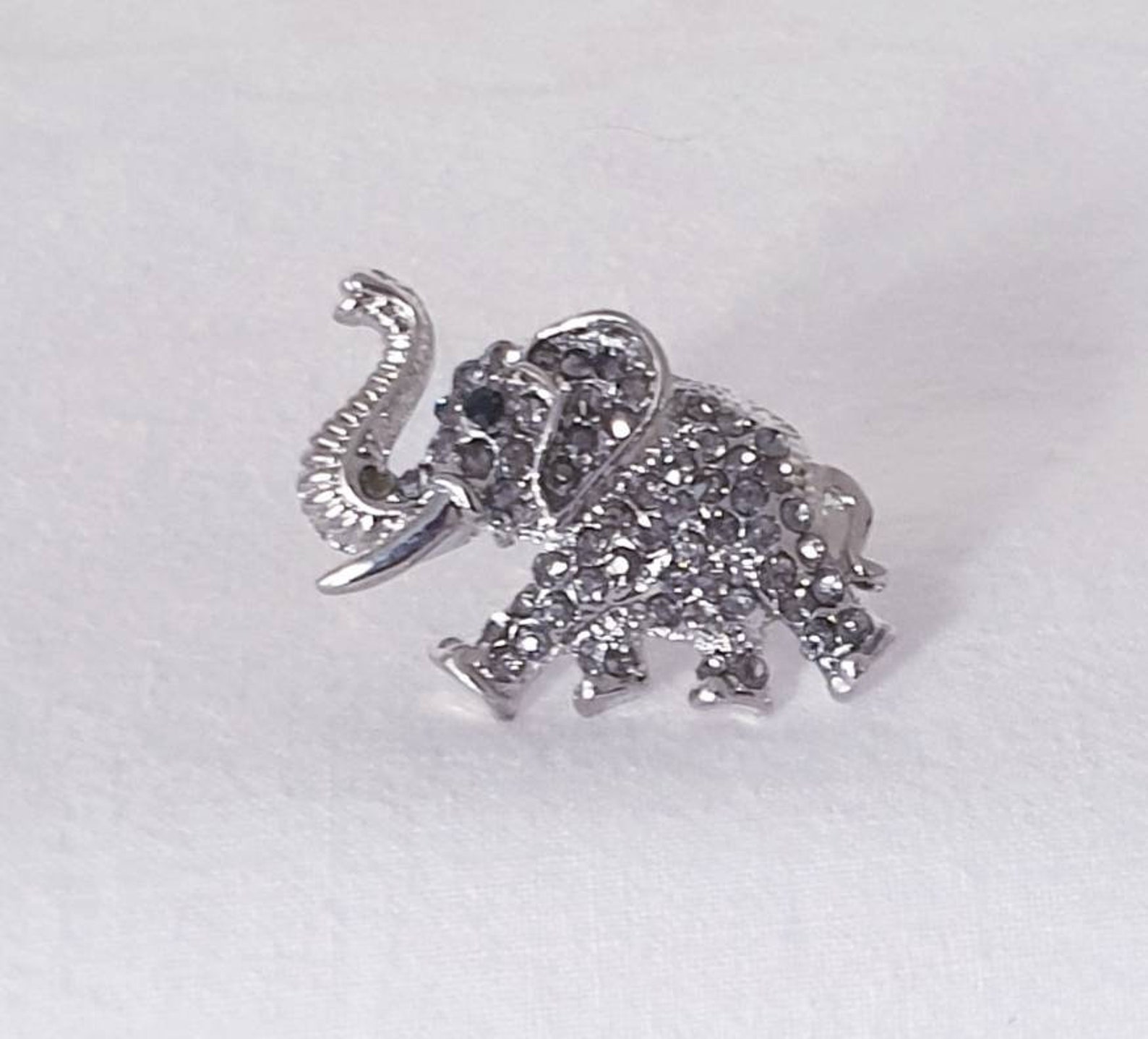 Vintage Elephant brooch pin rhinestone elephant brooch Etsy