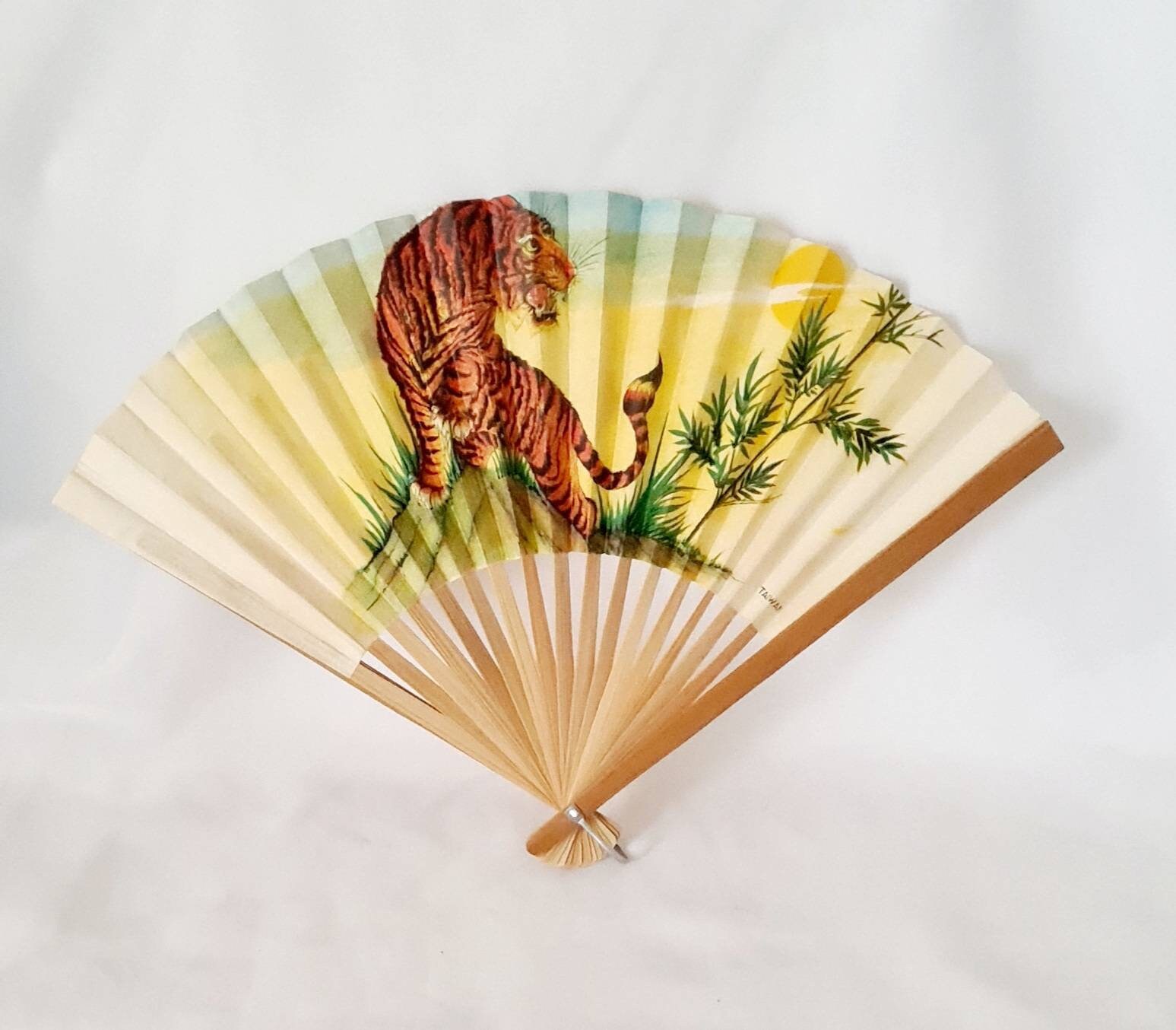 Vintage Taiwan Tiger Hand Fan, Folding Hand Fan, Indian Tiger Fan, Collectable Hand Fan, Animal Hand Fan, Handbag Fan.