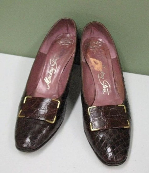 Size 9AA Womens Vintage Alligator Shoes  Mackey St