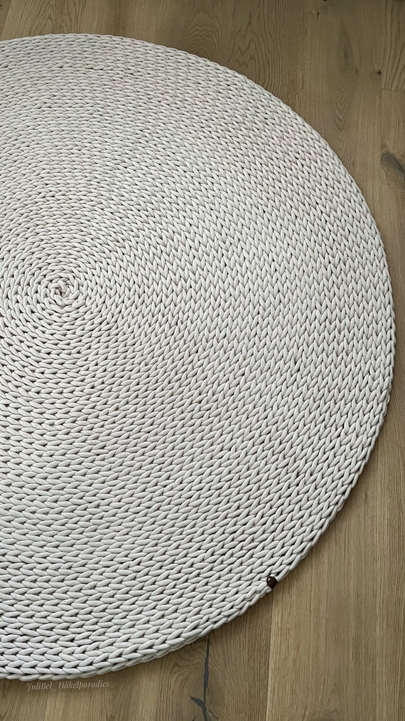Runder , schlichter Teppich, gehäkelt aus 9mm Jumbo Baumwollschnur ,100%  Baumwolle - .de