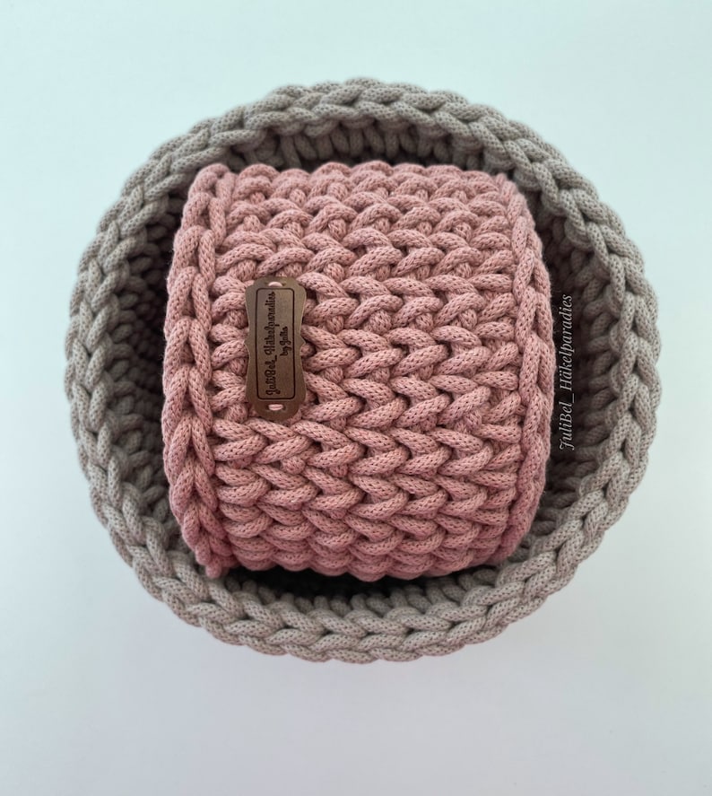 Round crochet basket, crochet baskets, baskets/utensils, storage baskets, crocheted from 5 mm cotton cord image 3