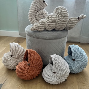 Decorative basket "shell" in boho style, storage basket, shell basket, crocheted from cotton cord