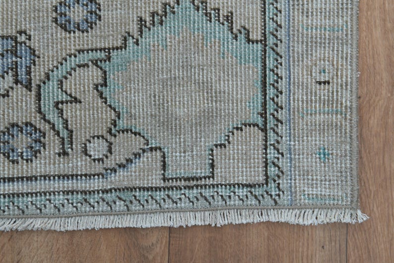 8x10.3 ft, EARTH TONE RUG, Luxury Rug Wool Vintage Rug, Oushak Traditional Oriental Rugs, Natural Distressed 8x10, Brown Beige Rug, Floral image 3