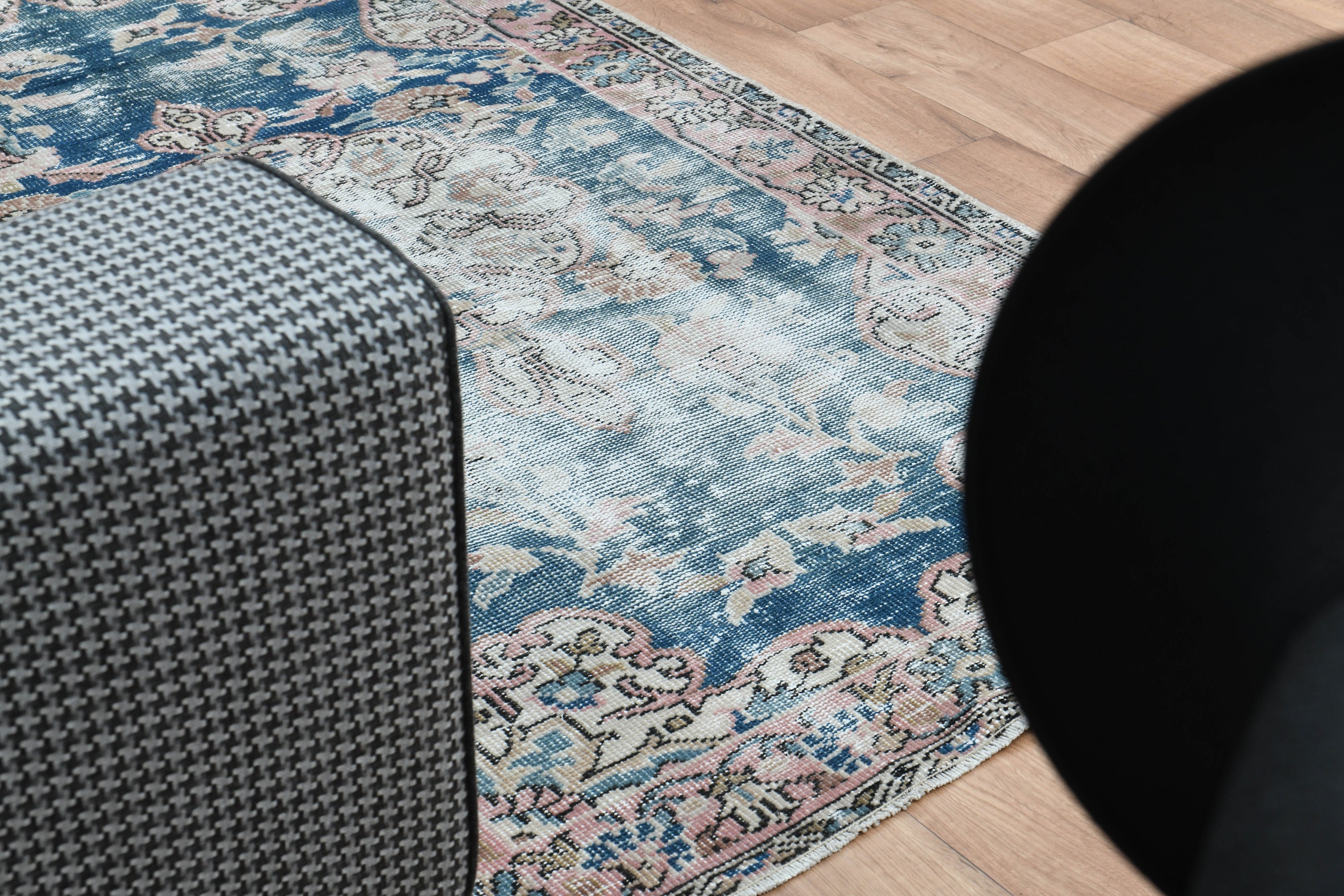 3.6 x 6.4フィート、トルコ製ヴィンテージラグ、ブルーピンク