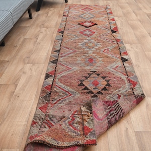 VINTAGE TURKISH RUG, Herki Pink Runner, 2.6x11.6 ft, Wool Runner, Oushak Runner, Stair Runner Rug, Minimalist Runner, Kid-Friendly Runner