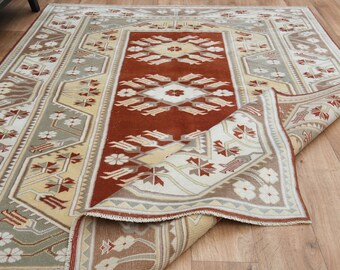 5.4x7.3 ft, VINTAGE TURKISH OUSHAK Rug, Red, Geometrical Rug, Wool, Handmade Rug, Room Decor, Living Room Rug, Colorful Distressed Wool Rug