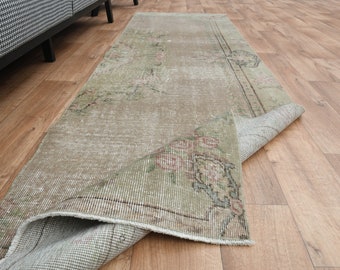 2.7x9 Floral Beige Green Runner, Turkish Runners, Vintage Shabby Chic, Rug Runner, 3x9 Runner, Boho Ivory Decor, Boho Rugs, Runners Bohemian