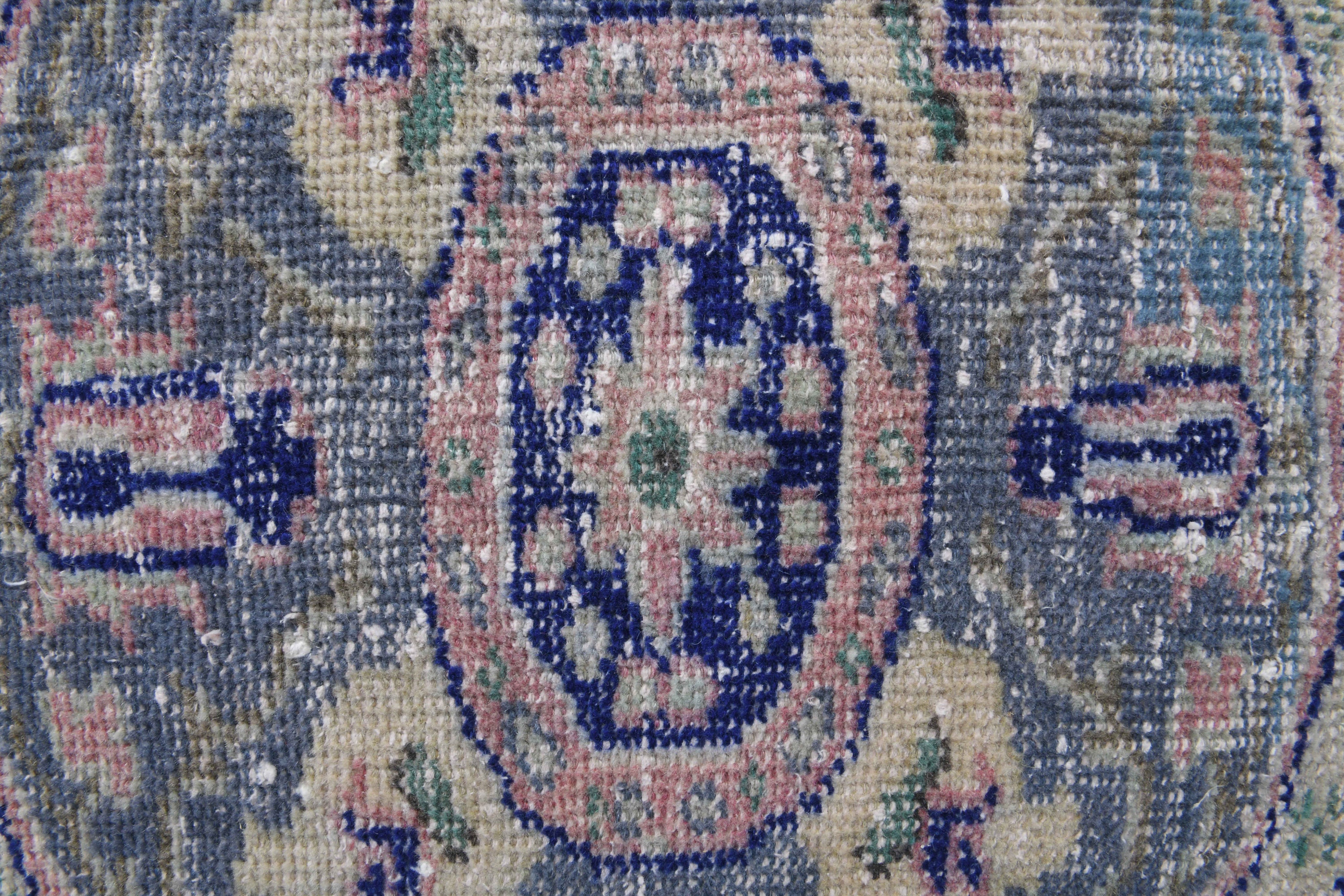 7.5x10.7 VINTAGE TURKISH Rug, Pastel Pink Distressed Blue