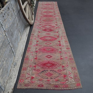 2.8x13.9 Turkish Rug, Beige Pink Vintage Neutral Turkish Area Rug, Hand knotted, Beige, Faded, Turkish Runner Pattern Natural Carpet, Tapis