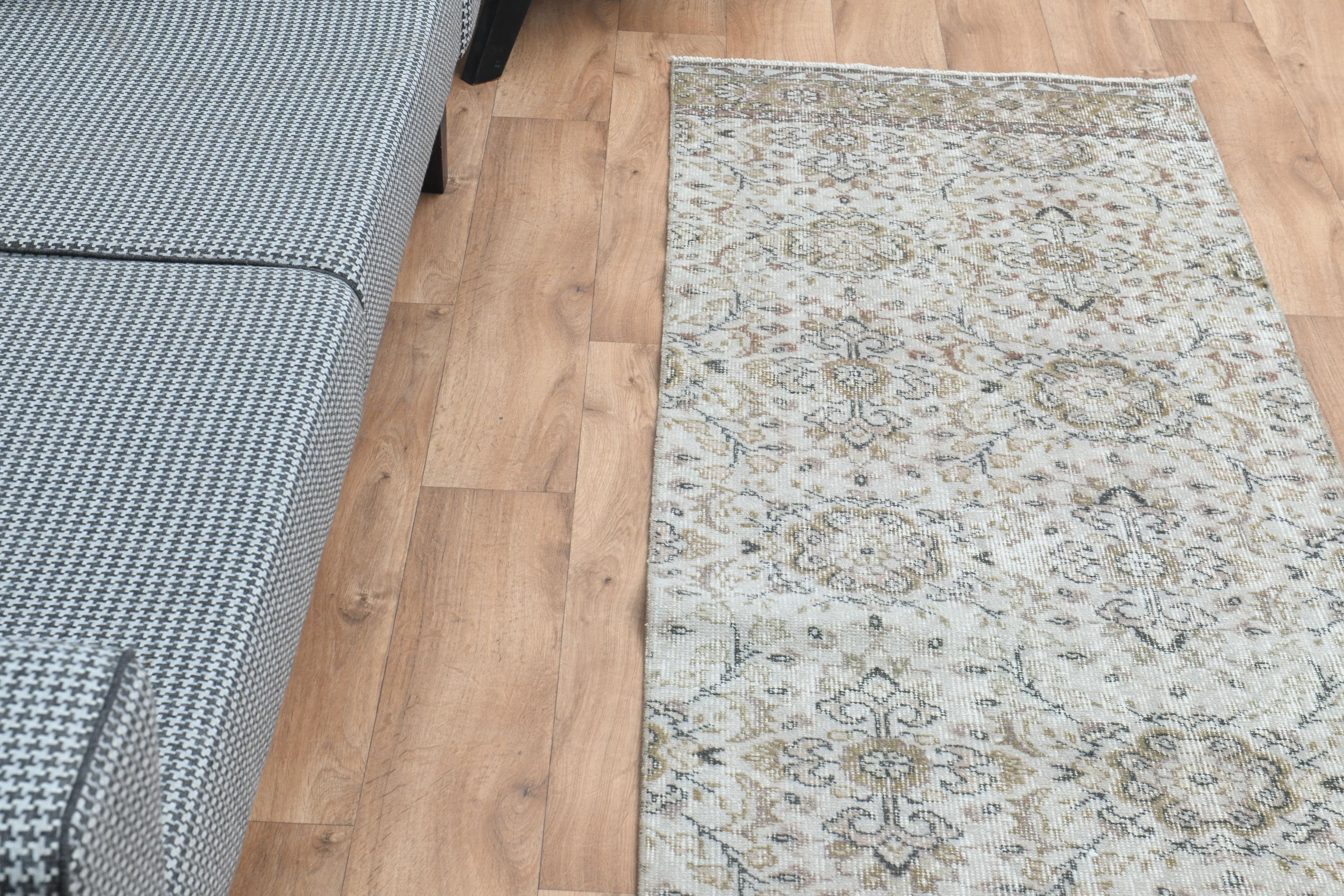 2.5 x 9.8 フィート、トルコ製ランナー、ヴィンテージ加工、ベージュ