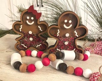 GINGERBEAD MAN SHAKER Sign/ Gingerbread Themed Decor / Wood Signs Shaker with Beads and Sprinkles / Accent Decor / Christmas or Winter Tray