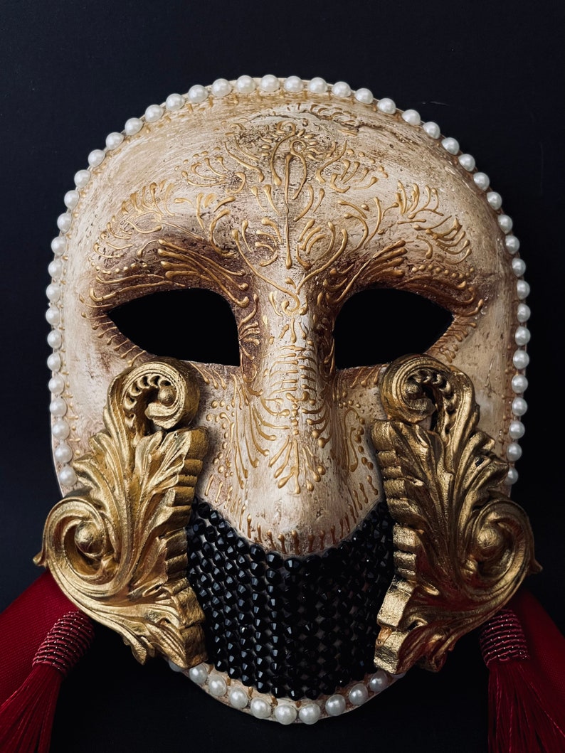 Made to order. Moretta mask with silk tassels. Carnival mask. Masquerade mask image 2